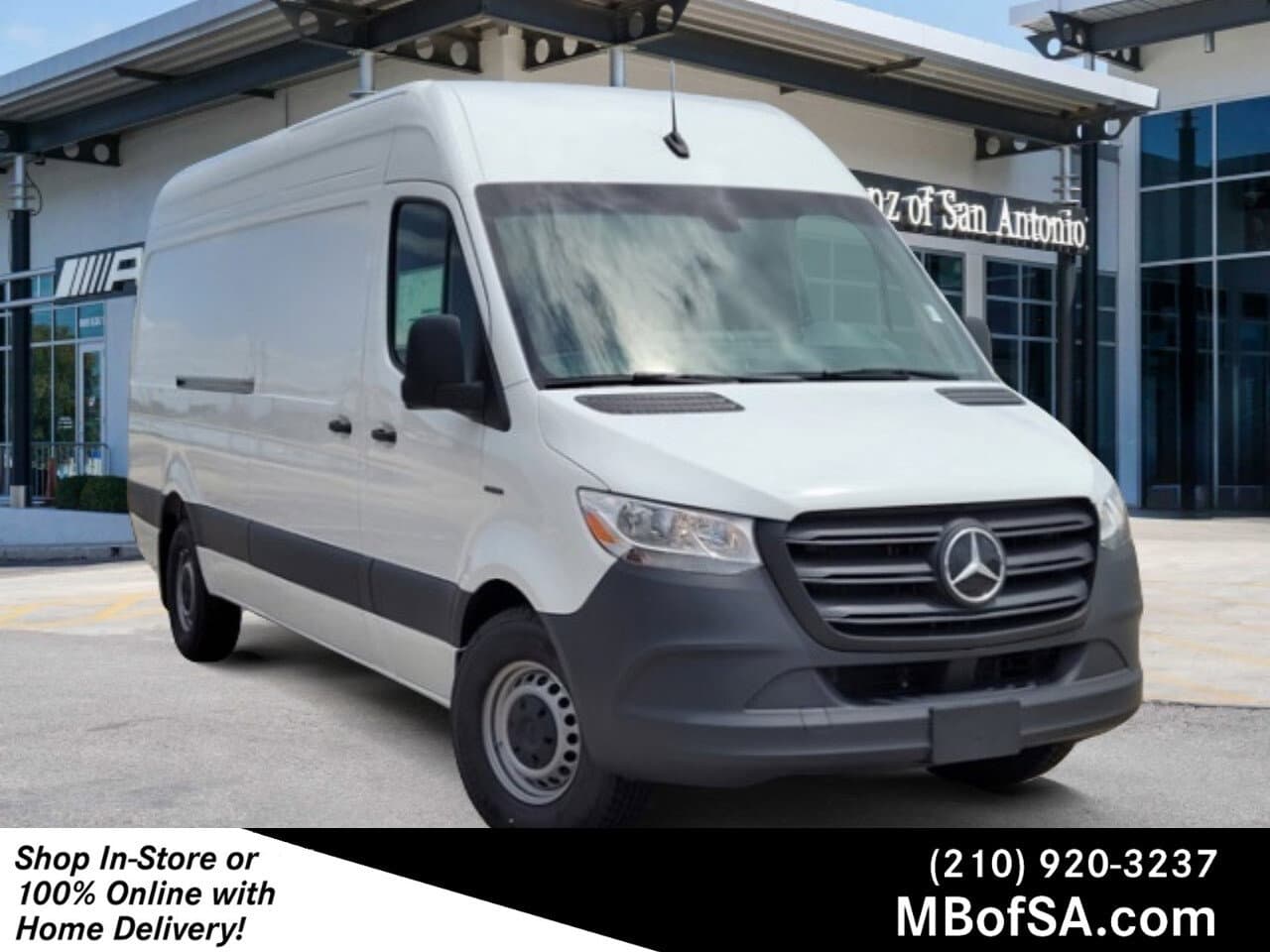 2024 Mercedes-Benz eSprinter Cargo Van Cargo 170 WB