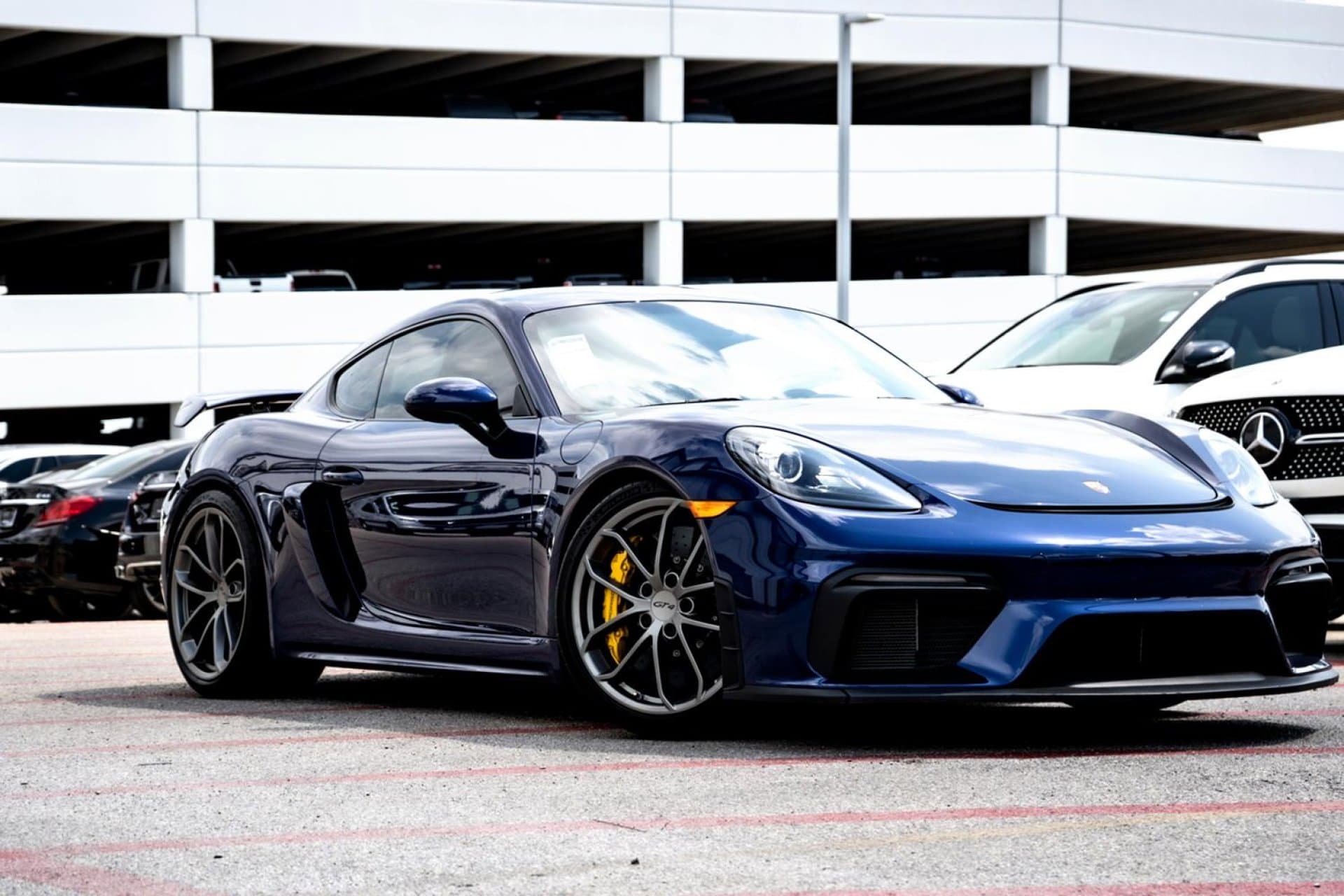 2020 Porsche 718 Cayman GT4