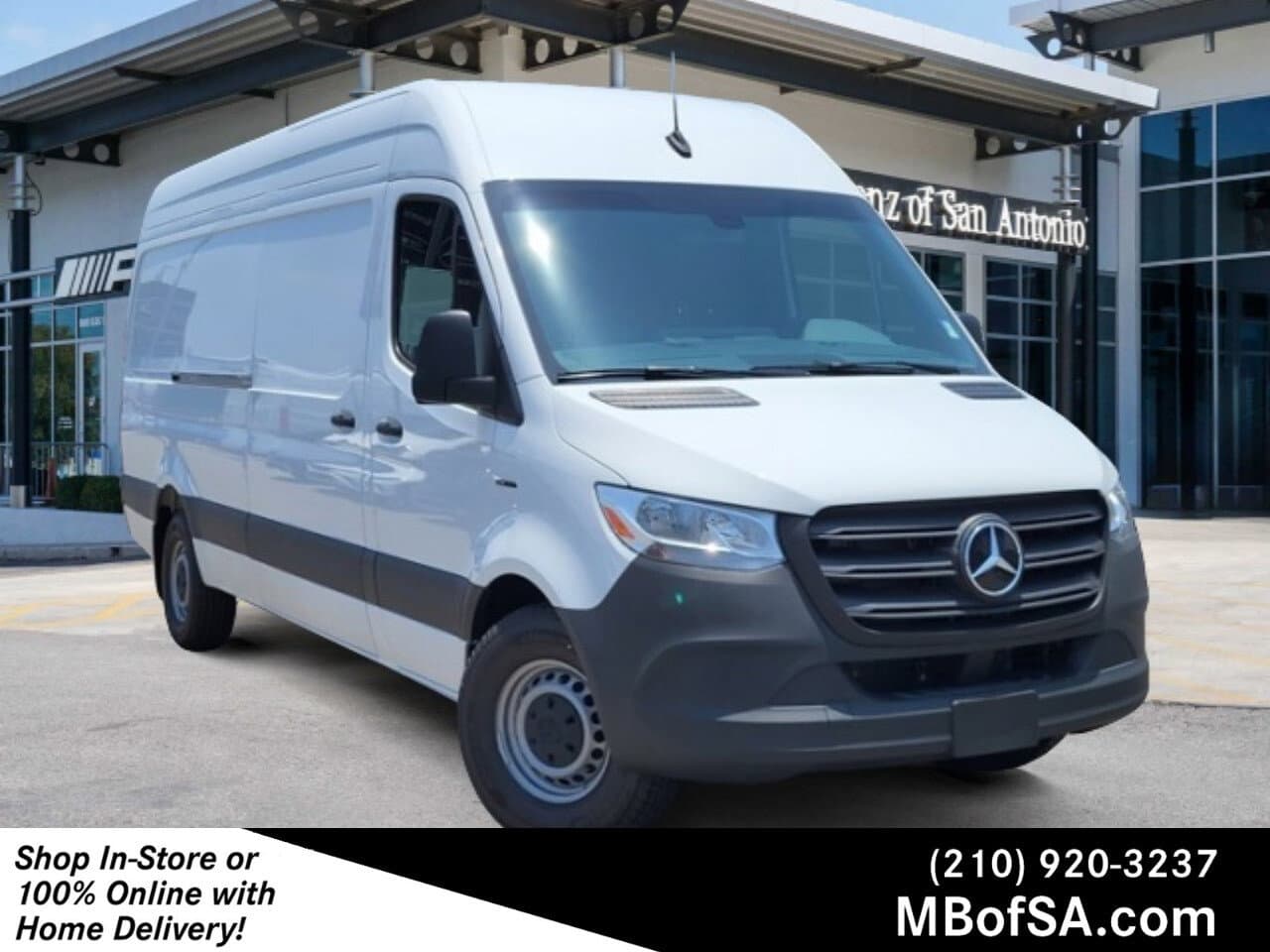 2024 Mercedes-Benz eSprinter Cargo Van Cargo 170 WB